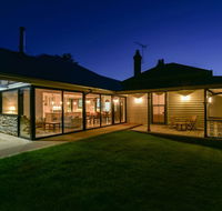 Elm Tree Lodge Beechworth - Sunshine Coast Tourism