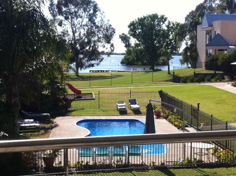 ELSINOR Townhouse 2 - Holiday Sunshine Coast 0