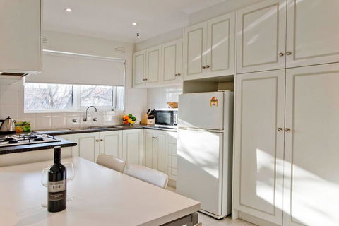 Elwood Seaside 2 Bed Retreat - Sunshine Coast Tourism 1
