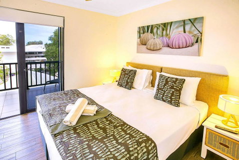 Elysium Apartments - Sunshine Coast Tourism 1