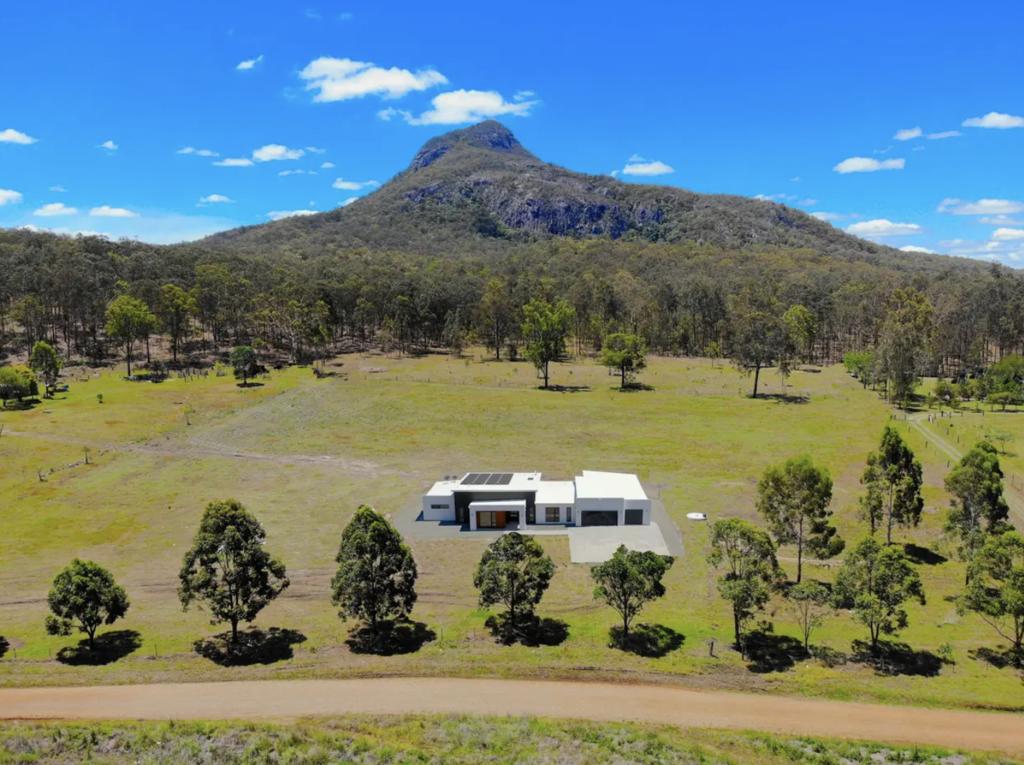 Aratula Primary QLD Holiday Sunshine Coast