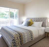 Emerald Cottage - Holiday Sunshine Coast