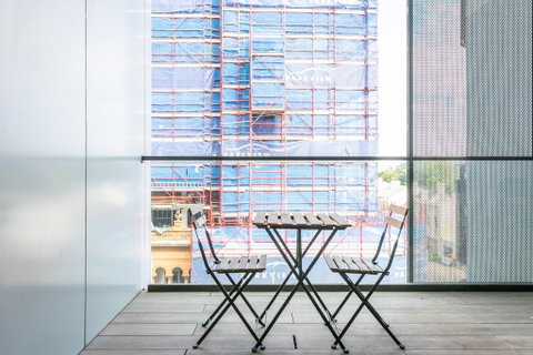 ENCORE IV: Bondi Junction - Sunshine Coast Tourism 2