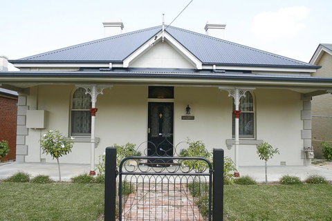 Encore's Delkeith Cottage - Sunshine Coast Tourism 0