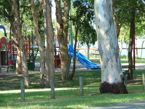 Enjoy Sunsets And Waterviews From Your Private Balcony - Sunshine Coast Tourism 3