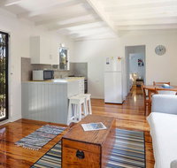Enjoy the soothing sea breeze - Sunshine Coast Tourism