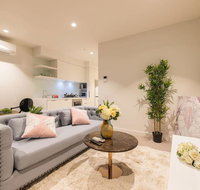 Eporo Tower 1 Bedroom Modern Apartment Central CBD - Holiday Sunshine Coast