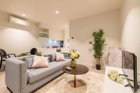 Eporo Tower 1 Bedroom Modern Apartment Central CBD - Holiday Sunshine Coast 0