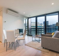 EQ Tower Luxury 1 Bedroom Central Melbourne - Holiday Sunshine Coast