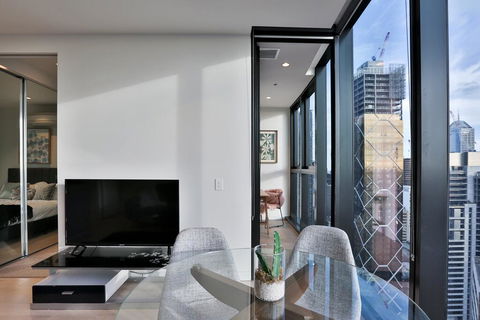EQ TOWER Melbourne CBD APT - Holiday Sunshine Coast 0