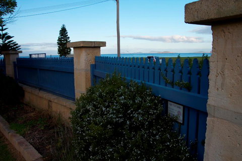 Esperance Beachfront Resort - Holiday Sunshine Coast 1