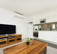 Executive Luxury Apartment - Sunshine Coast Tourism