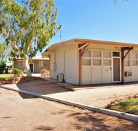 Exmouth Villas Unit 33 - Renovated Holiday Villa a Short Walk from Town Centre - Sunshine Coast Tourism