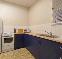 Exmouth Villas Unit 35 - 2 Bedroom Self-Contained Unit at the Heart of Town - Sunshine Coast Tourism
