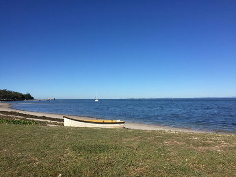 Fabulous Location - Ground Floor Waterfront Unit! Clearview Apartments - Holiday Sunshine Coast 2