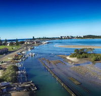 Fairholme 5 Opposite Lake - Holiday Sunshine Coast