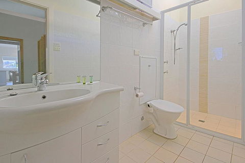 Fairwater In Mollymook - Sunshine Coast Tourism 0