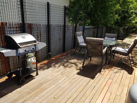 Family Getaway In Eildon - Pet Friendly - Holiday Sunshine Coast 1