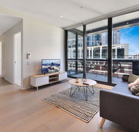 Family Loved-2BR Apt  Docklands - Free Parking - Sunshine Coast Tourism