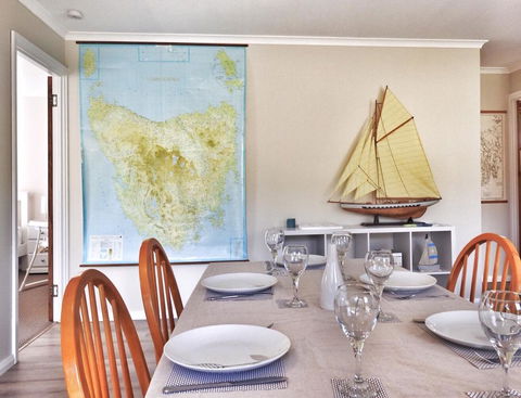 Family Shores - Sunshine Coast Tourism 3