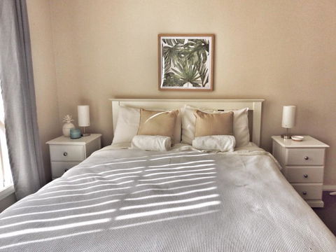 Family Shores - Sunshine Coast Tourism 0