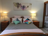 Book Somersby Accommodation Vacations Sunshine Coast Tourism Sunshine Coast Tourism