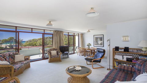 Fathoms 17 - Mollymook ALL LINEN PROVIDED - Sunshine Coast Tourism 3