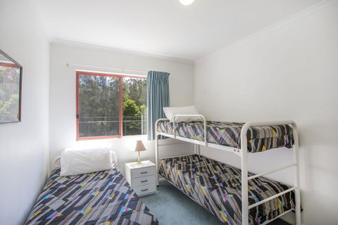 Fathoms 6 - Mollymook - Sunshine Coast Tourism 1