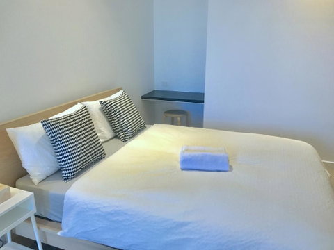 Fawkner Apartment 1B1B - 8 - Holiday Sunshine Coast 1