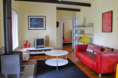 Finisterre Beach House - Sunshine Coast Tourism 1