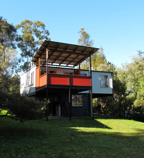 Finisterre Beach House - Sunshine Coast Tourism 3