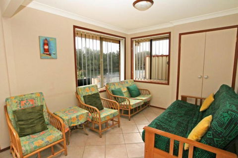 Fisherman's Delight Waterfront - Holiday Sunshine Coast 1