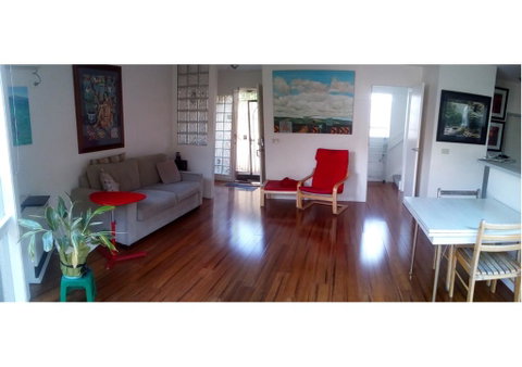 Fitzroy Spacious House - Sunshine Coast Tourism 1