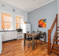 Five Ways CBD Apartment - Spacious Wifi Free Parking - Holiday Sunshine Coast