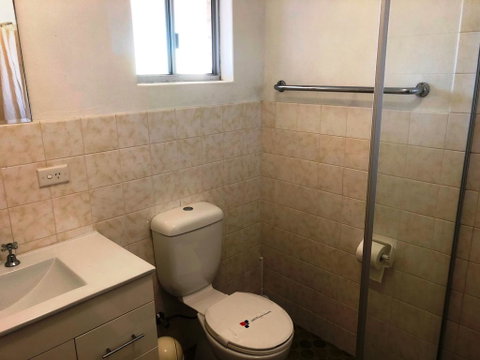 Flat 2 - 3 Bay Lane - Sunshine Coast Tourism 2