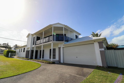 Flexi At Belmont - Holiday Sunshine Coast 0