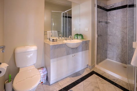 Flinders Landing Apartments - Holiday Sunshine Coast 1