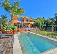 Flynns Beach Retreat - Holiday Sunshine Coast