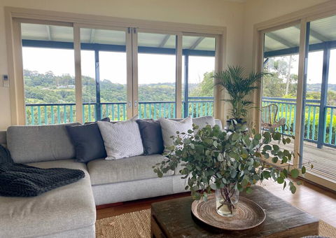 Four Winds Luxury Villas Byron Bay - Sunshine Coast Tourism 2