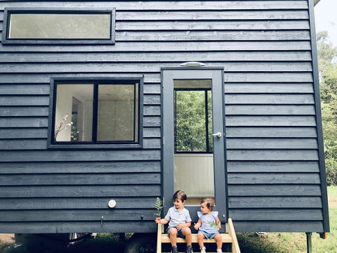 Francisco D'Anconia Tiny House - Holiday Sunshine Coast 0