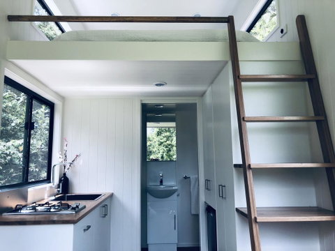 Francisco D'Anconia Tiny House - Holiday Sunshine Coast 1
