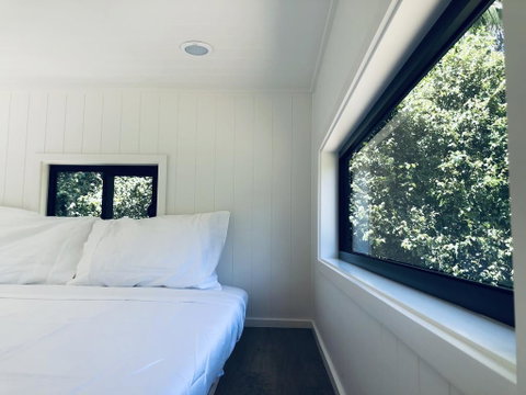Francisco D'Anconia Tiny House - Holiday Sunshine Coast 2
