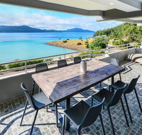 Fully Renovated Frangipani Beach Front Apartments - Holiday Sunshine Coast