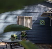 Funky Flat on Acreage - Holiday Sunshine Coast