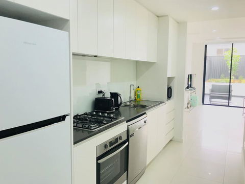 G06 1 Bedroom In Kalina Serviced Apartments - Holiday Sunshine Coast 3
