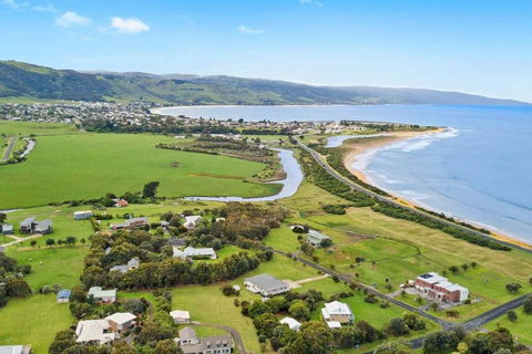 GALBRAITH BEACH STUDIO 3 - Holiday Sunshine Coast 2