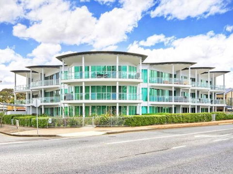 Gallery Resort Apartments - Holiday Sunshine Coast 0