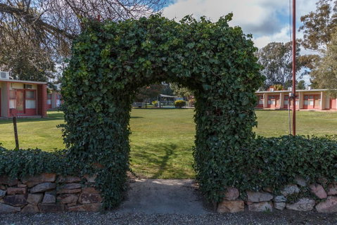 Gardenview - Sunshine Coast Tourism 0