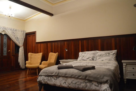 Gargoyle Lodge - Holiday Sunshine Coast 3