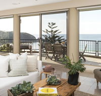 Gaze North Mollymook - Sunshine Coast Tourism